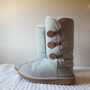 UGG Australia Sheepskin Wool Gray Boots Women’s Size US W 8 Bailey Button Tall